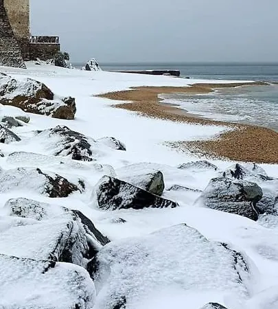 φωτεινη *