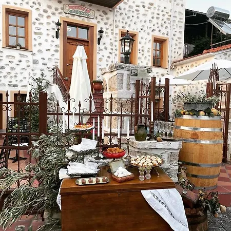 εννεα μουσεσ παραδοσιακός Velventós