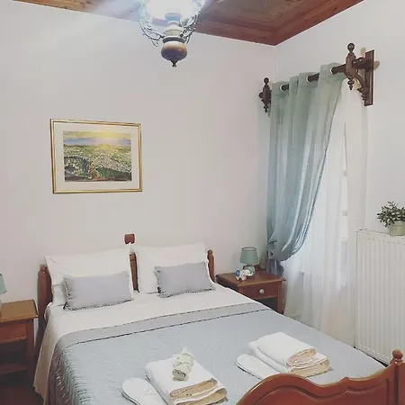 εννεα μουσεσ παραδοσιακός